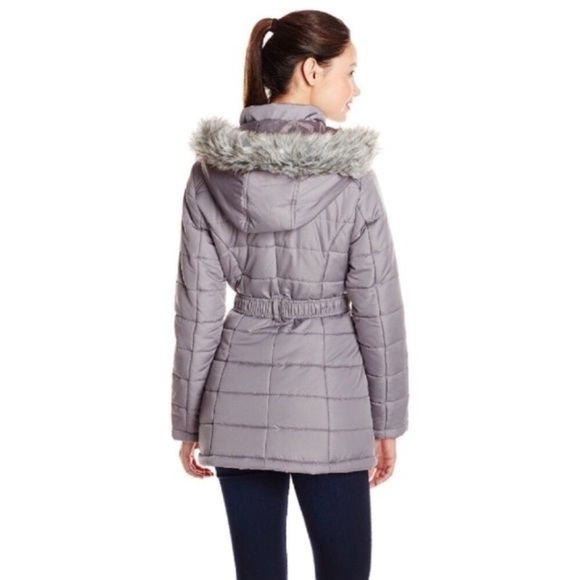 💥 CLEARANCE Removable Fur Hood Zip Front Puffer - Picture 4 of 8